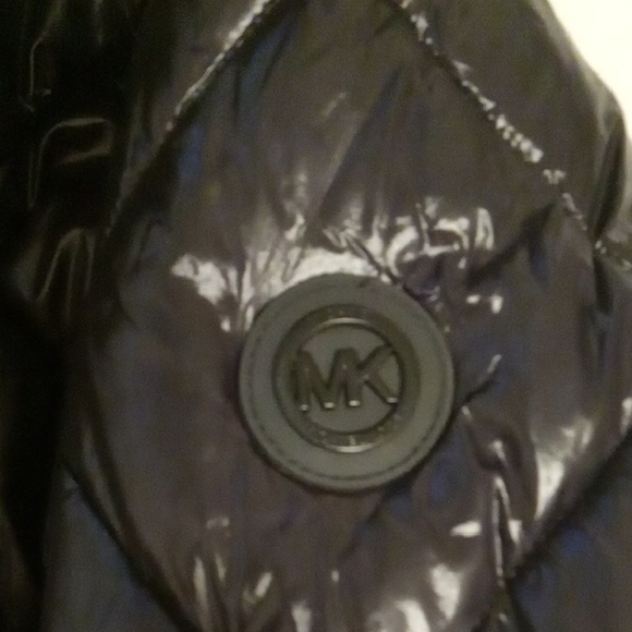 Michael Kors Shiny Black Quilted Jacket - Picture 5 of 6